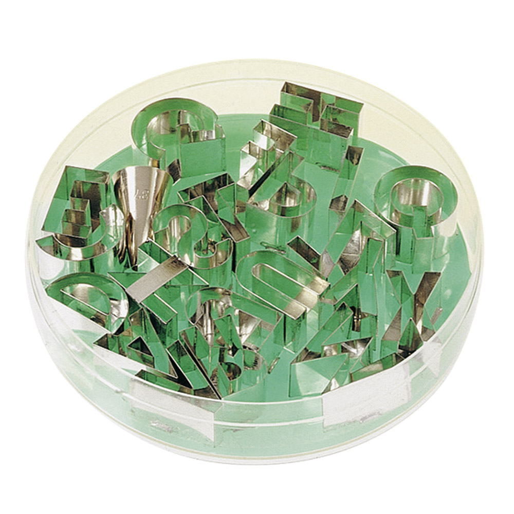 Set emporte-pièces en forme de lettres