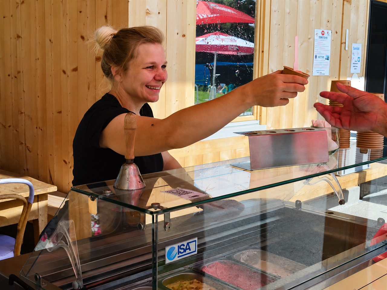 Eisbärg: Glace mit Herz